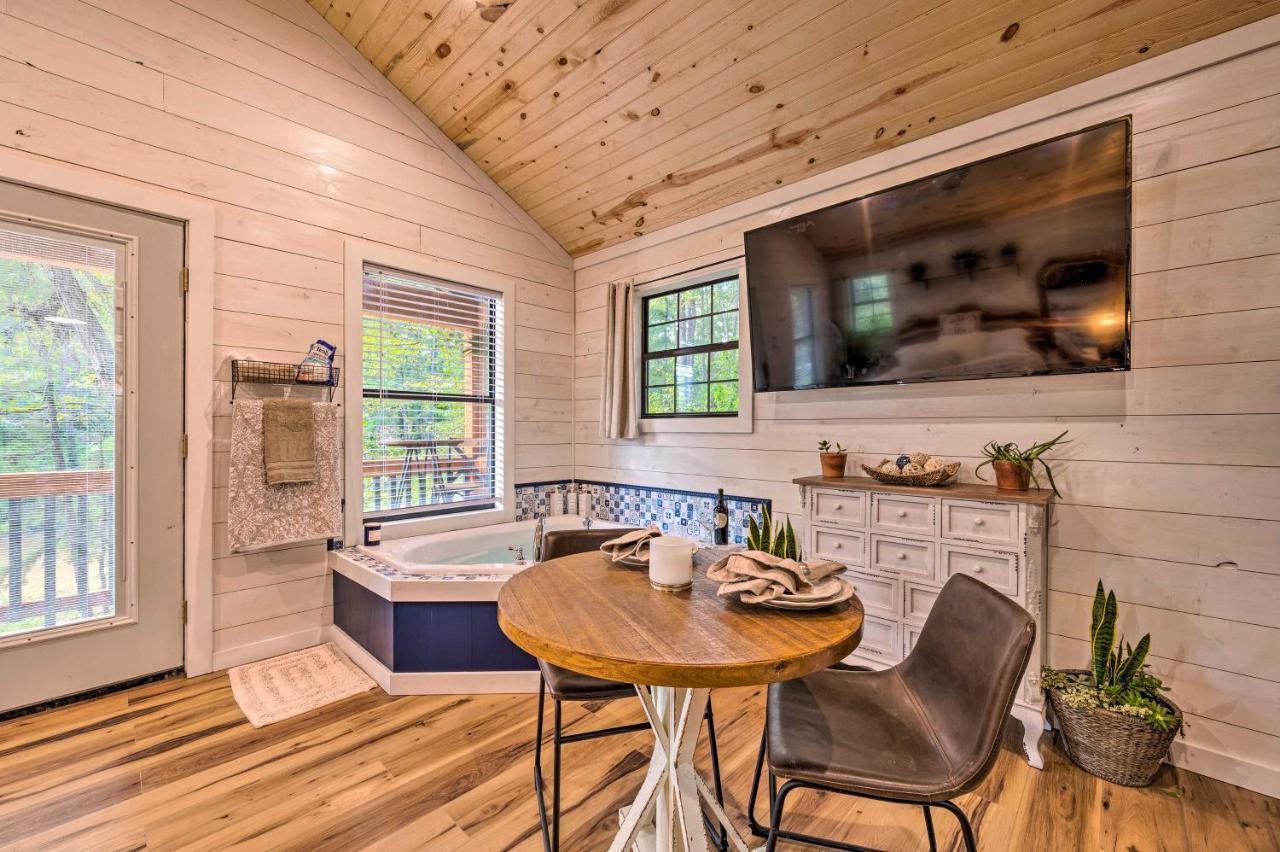Romantic Broken Bow Cabin With Jacuzzi And Fire Pit! Exterior foto